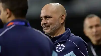 نشطاء عالميون: شكرا للأمير علي