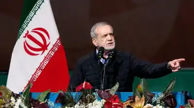 الرئيس الإيراني: من الأفضل إنهاء الحرب