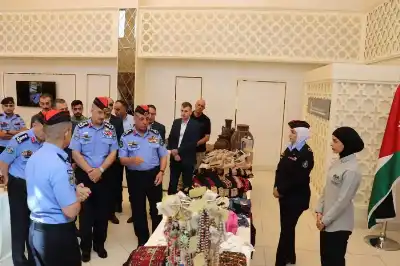 الأمن العام يعرض منتوجات نزلاء مراكز