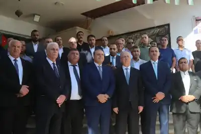 رئيس الوزراء الفلسطيني يزور المستشفى الميداني