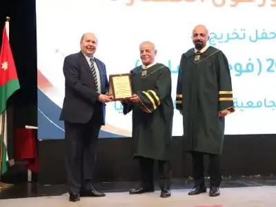 عون الخصاونة يرعى حفل تخريج فوج