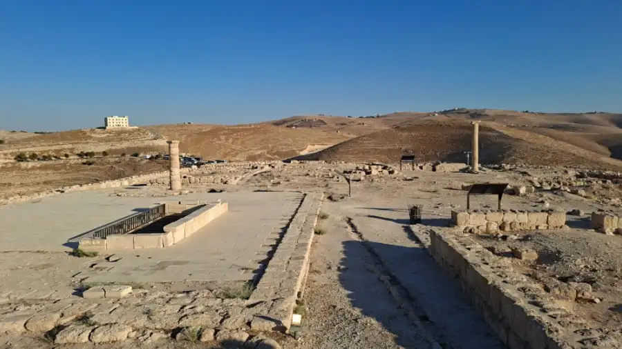مدار الساعة,أخبار السياحة في الأردن,وزير السياحة والآثار,الاتحاد الأوروبي,وزارة السياحة والآثار,دائرة الآثار العامة,وزارة السياحة,وزارة الخارجية