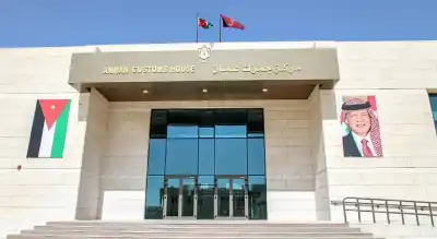 نقل قسم السيارات الأجنبية في الجمارك