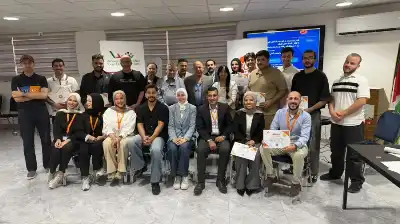 المدرسة الحزبية السياسية تختتم فعاليات الدورة