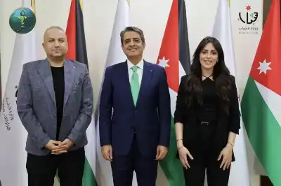 وزارة الشباب وبنك الدواء الخيري يوقعان
