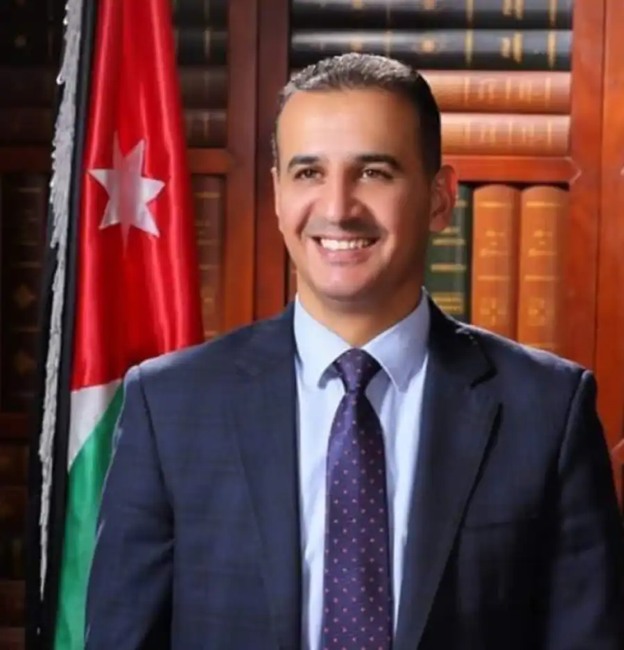 مدار الساعة,مقالات