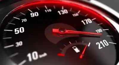 ضبط المركبتين على طريق الزرقاء -