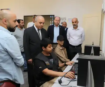 محافظة يتفقد مدرسة معاوية بن أبي