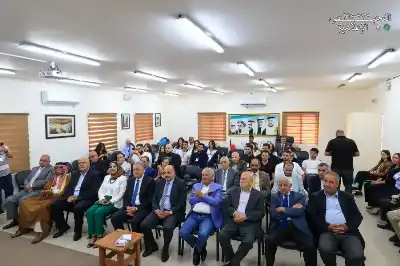 العياصرة يفتتح مخيم شباب الفحيص الخامس..