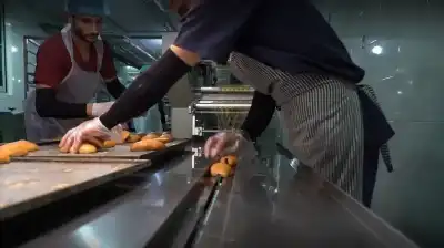 الصحة: المطابخ الإنتاجية للوجبات المدرسية تخضع