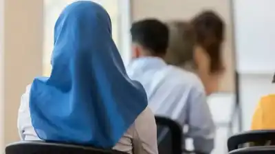 لاسباب مرتبطة بإيران.. أذربيجان تحظر الحجاب