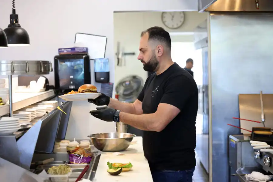 مدار الساعة,أخبار خفيفة ومنوعة,كورونا,وسائل التواصل الاجتماعي