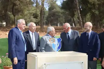 ‏‏الجامعة الأردنيّة تضع حجر الأساس لمركز