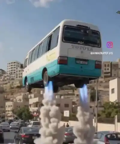 كيف تخيل مغردون أردنيون وعرب سيارة