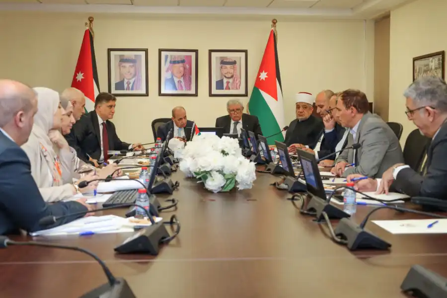 مدار الساعة,أخبار الأردن,اخبار الاردن,نائب رئيس الوزراء,وزير الإدارة المحلية,وليد المصري,وزير النقل,وزير العمل,وزير الأوقاف والشؤون والمقدسات الإسلامية,رئيس الوزراء,محمد الخلايلة,وزارة النقل,وزارة الأوقاف والشؤون والمقدسات الإسلامية,وزارة الأوقاف
