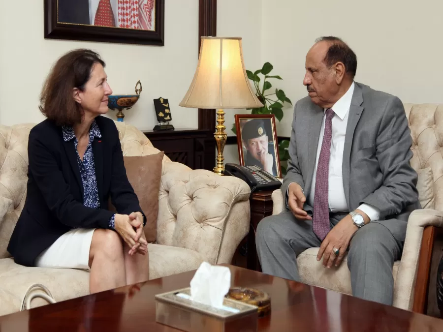 مدار الساعة,مناسبات أردنية,وزير الداخلية