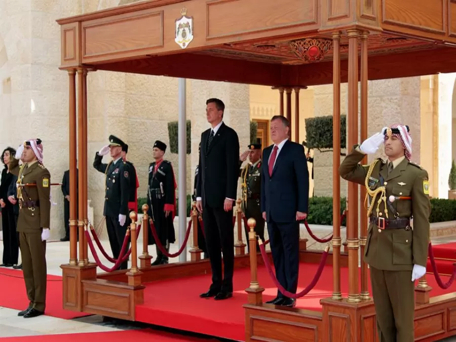 مدار الساعة,أخبار الأردن,اخبار الاردن,نائب رئيس الوزراء,وزير الخارجية وشؤون المغتربين,وزير الدولة للشؤون الخارجية,وزير الصناعة والتجارة والتموين,الملك عبدالله الثاني,رئيس الوزراء,قصر الحسينية,مخيم الزعتري