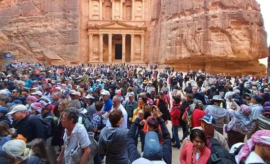 مدار الساعة,مقالات