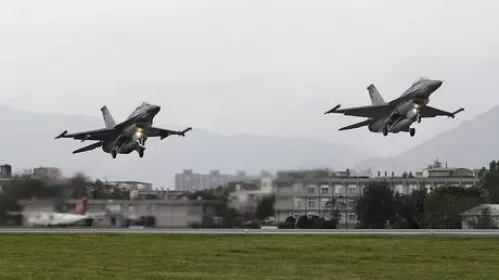 مدار الساعة,أخبار عربية ودولية,القوات الجوية