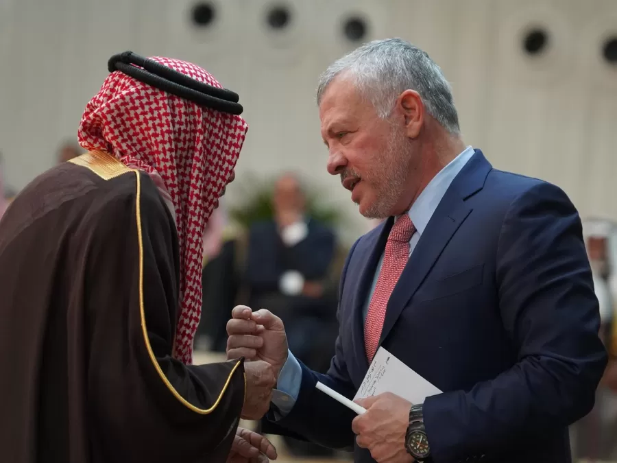 مدار الساعة,Video,فيديو,أخبار الأردن,اخبار الاردن,وزير الداخلية,الملك عبدالله الثاني,الحسين بن عبدالله الثاني,ولي العهد,رئيس الوزراء,القوات المسلحة الأردنية,هيئة الأركان المشتركة,الديوان الملكي الهاشمي,وزارة الإدارة المحلية,الضمان الاجتماعي,القوات المسلحة,الجيش العربي,سيادة القانون