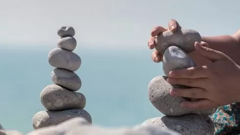 مدار الساعة,شؤون دينية