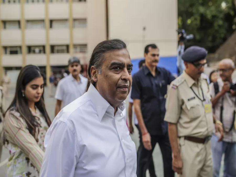 مدار الساعة,أخبار خفيفة ومنوعة