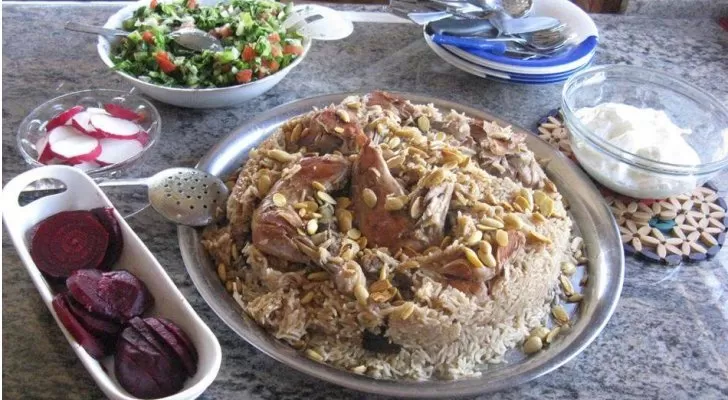 مدار الساعة,أخبار خفيفة ومنوعة