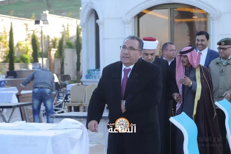 مدار الساعة,مقالات