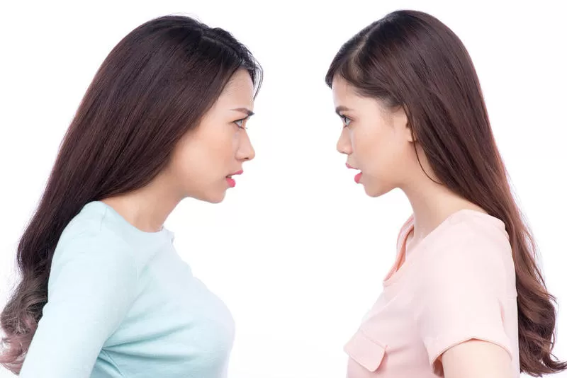 مدار الساعة,أخبار الأسرة