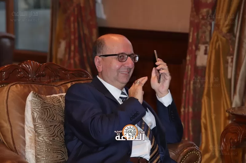 مدار الساعة,مقالات