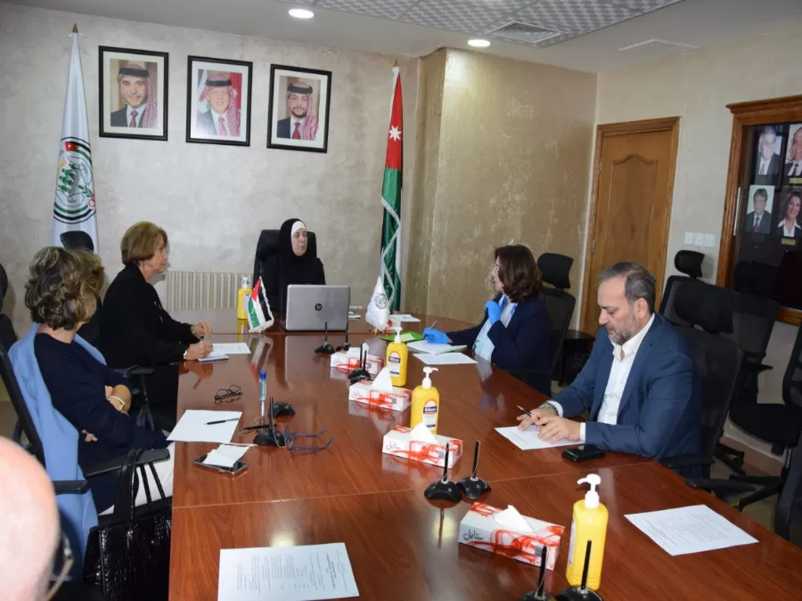 مدار الساعة,أخبار الأردن,اخبار الاردن,وزيرة التنمية الاجتماعية,كورونا,رئيس الوزراء,وزارة التنمية الاجتماعية,التنمية الاجتماعية
