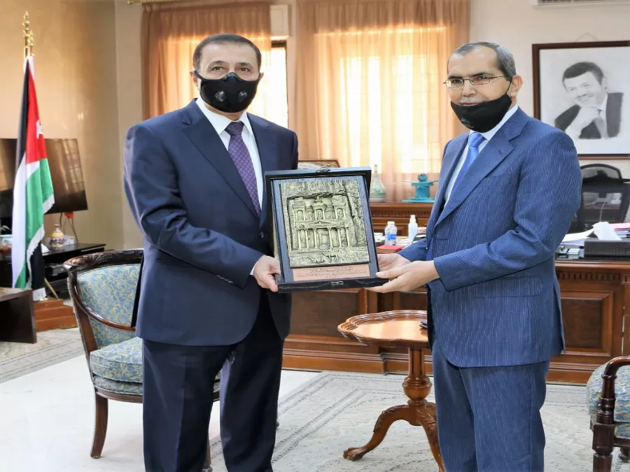 مدار الساعة,أخبار الجامعات الأردنية,وزير التربية والتعليم