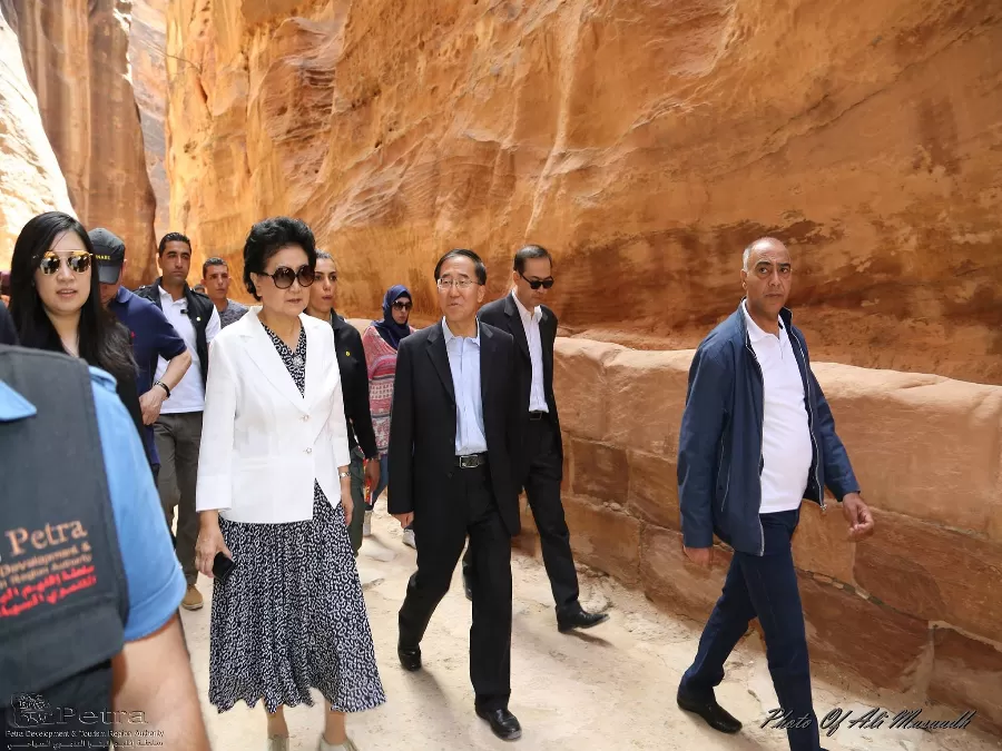 مدار الساعة,أخبار السياحة في الأردن,وزير التربية والتعليم,وزير المالية