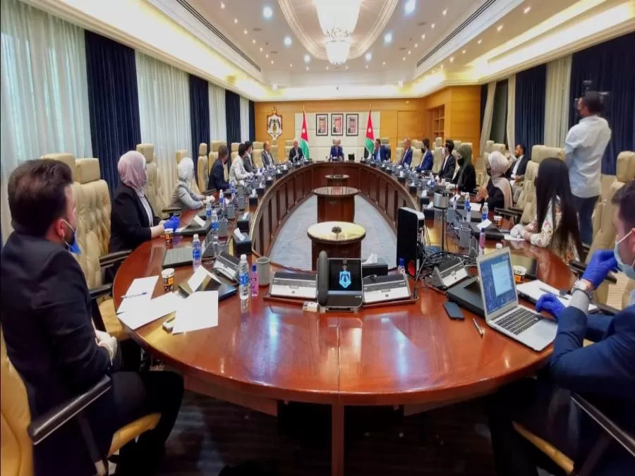 مدار الساعة,أخبار الجامعات الأردنية,وزير التعليم العالي والبحث العلمي,رئيس الوزراء,رئاسة الوزراء,الجامعة الأردنية,قائمة النشامى,وسائل التواصل الاجتماعي,مواقع التواصل الاجتماعي