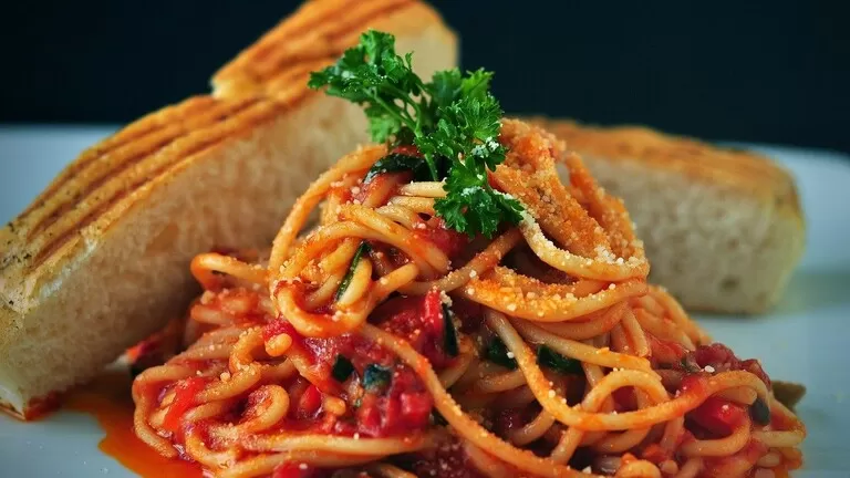 مدار الساعة,أخبار خفيفة ومنوعة