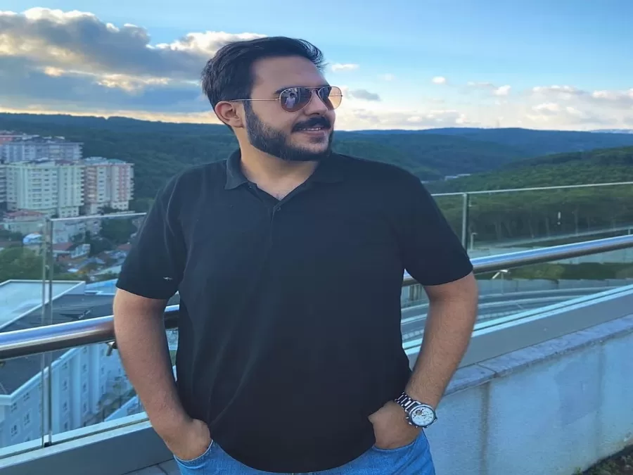 مدار الساعة,مقالات