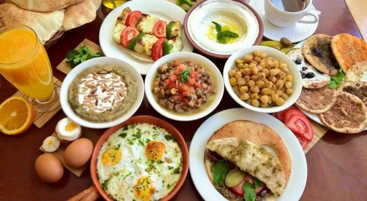 مدار الساعة,أخبار خفيفة ومنوعة