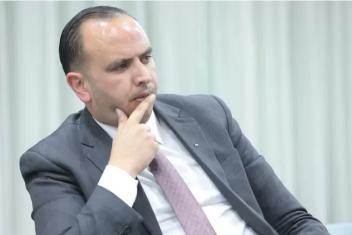 مدار الساعة,مقالات