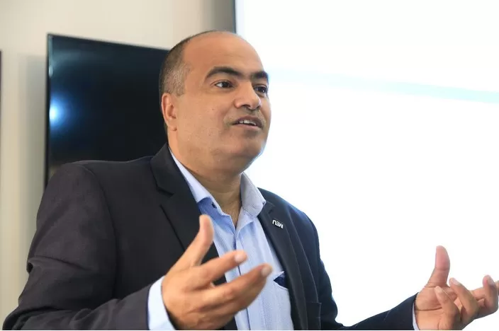 مدار الساعة,أخبار المجتمع الأردني,جامعة الشرق الأوسط,وسائل التواصل الاجتماعي