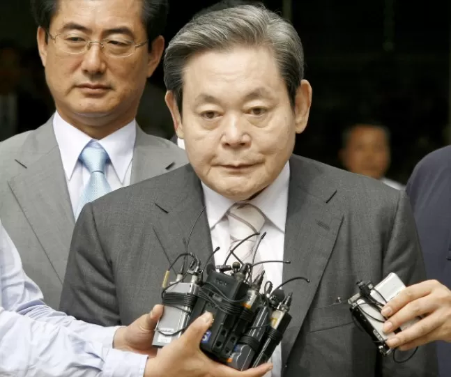 مدار الساعة,أخبار خفيفة ومنوعة