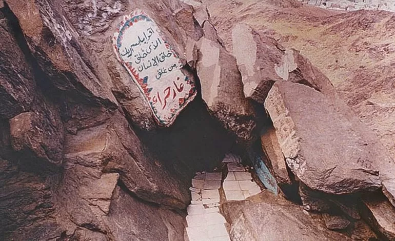 مدار الساعة,شؤون دينية