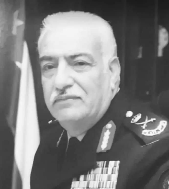 مدار الساعة,مقالات