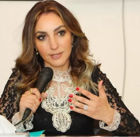 مدار الساعة,مقالات