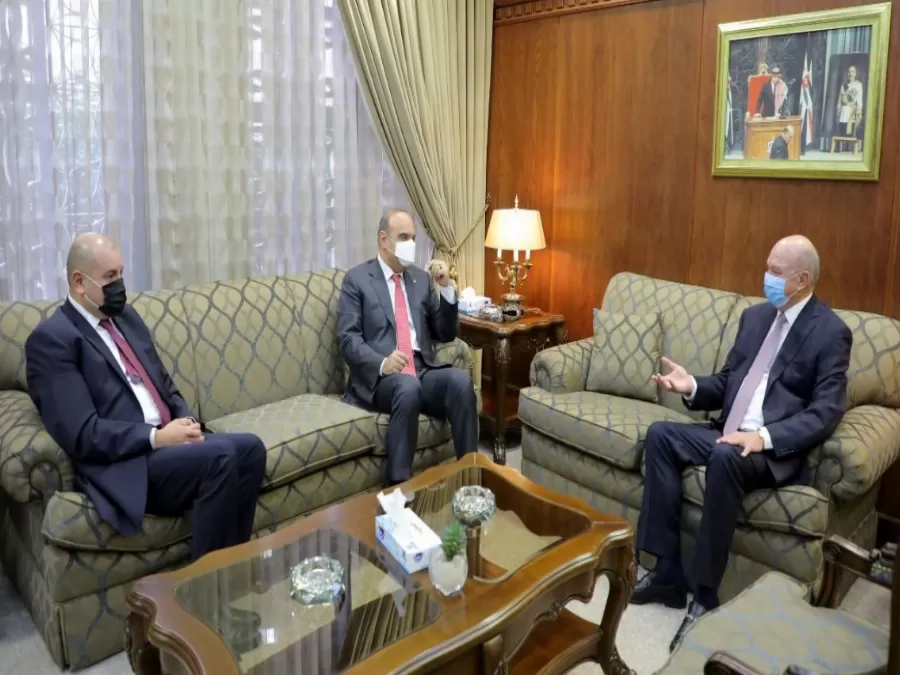 مدار الساعة,أخبار مجلس النواب الأردني,عبدالمنعم العودات,رئيس الوزراء,الملك عبدالله الثاني,مجلس النواب,سيادة القانون