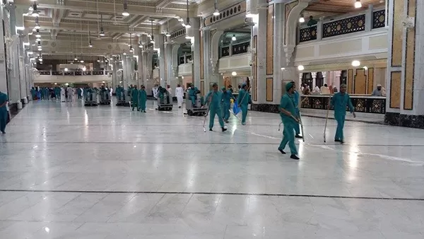 مدار الساعة,شؤون دينية