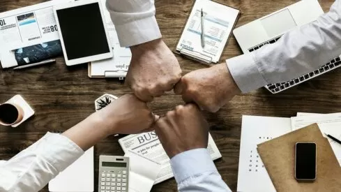 مدار الساعة,أخبار ثقافية