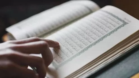 مدار الساعة,شؤون دينية