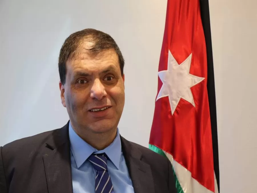 مدار الساعة,مقالات,الملك الحسين بن طلال,المركز الوطني للصحة النفسية,وسائل التواصل الاجتماعي