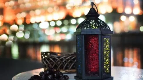 مدار الساعة,شؤون دينية