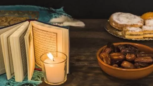 مدار الساعة,شؤون دينية